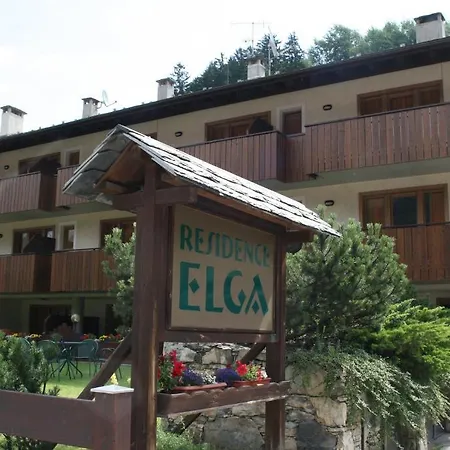 Elga Aparthotel *